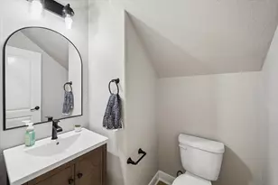 18 Blue Bungalow Dr, The Woodlands, TX 77389 - Photo 23