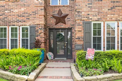 1002 Millstone Court, Sugar Land, TX 77498 - Photo 3