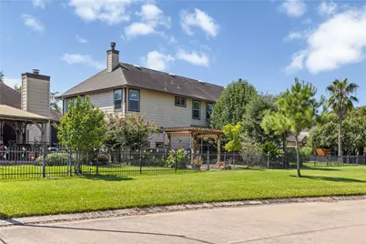 7906 Glenn Cliff Drive, Houston, TX 77064 - Photo 37