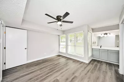 781 Country Place Drive #1017, Houston, TX 77079 - Photo 5
