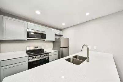 781 Country Place Drive #1017, Houston, TX 77079 - Photo 19