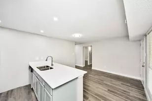 781 Country Pl Dr, Houston, TX 77079 - Photo 17