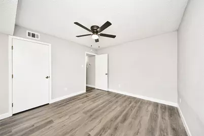 781 Country Place Drive #1017, Houston, TX 77079 - Photo 9