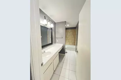 10211 Sugar Branch Drive #411, Houston, TX 77036 - Photo 5