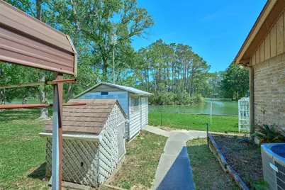 8805 Lakeshore Drive, Montgomery, TX 77316 - Photo 37