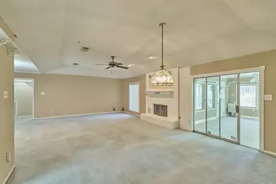 8805 Lakeshore Drive, Montgomery, TX 77316 - Photo 15