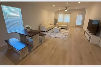 4915 Oakwood Drive, Fresno, TX 77545 - Photo 3