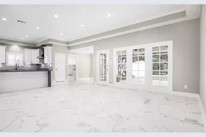 10710 Russett Drive, Houston, TX 77042 - Photo 7