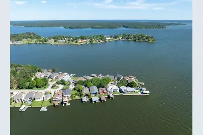 16402 Clear Water Circle, Montgomery, TX 77356 - Photo 33