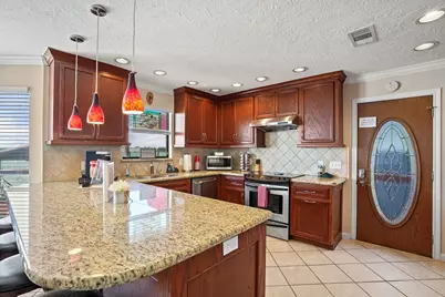 16402 Clear Water Circle, Montgomery, TX 77356 - Photo 7