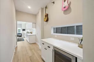 4130 Woodfin St, Houston, TX 77025 - Photo 9