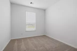 2863 Icarus Dr, Fresno, TX 77545 - Photo 5