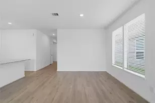 2863 Icarus Dr, Fresno, TX 77545 - Photo 13