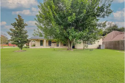 112 Washington Avenue, Clute, TX 77531 - Photo 41