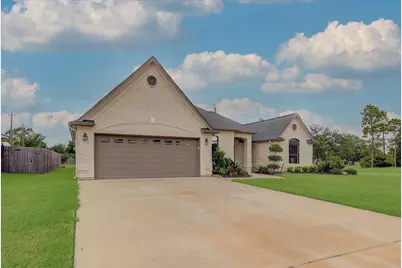 112 Washington Avenue, Clute, TX 77531 - Photo 39