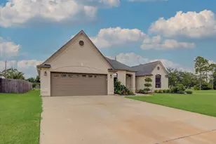 112 Washington Ave, Clute, TX 77531 - Photo 39