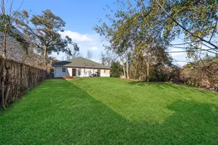 5502 Finch St, Houston, TX 77028 - Photo 29