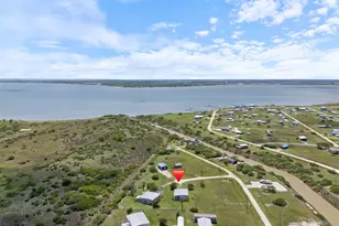 30 Eel Ct, Palacios, TX 77465 - Photo 7