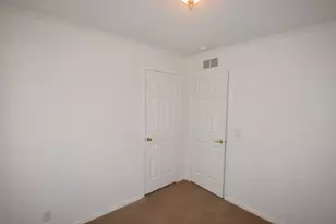 10010 Sugarvine Ln, Tomball, TX 77375 - Photo 9