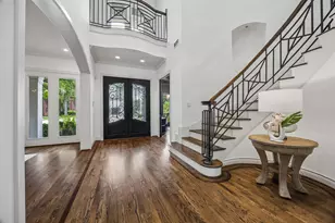 4817 Linden St, Bellaire, TX 77401 - Photo 3
