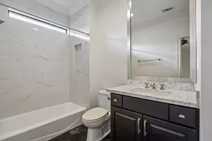 4817 Linden St, Bellaire, TX 77401 - Photo 29