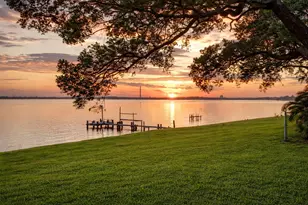 5315 Bayway Dr, Baytown, TX 77520 - Photo 1