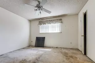 2200 Triway Ln, Houston, TX 77043 - Photo 13