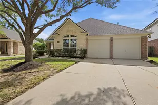 15830 Magnolia Shores Ln, Houston, TX 77044 - Photo 3