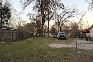 8153 Laura Koppe Rd, Houston, TX 77028 - Photo 5