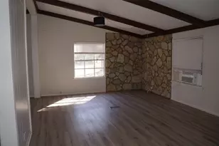 650 Thousand Oaks, Livingston, TX 77351 - Photo 3