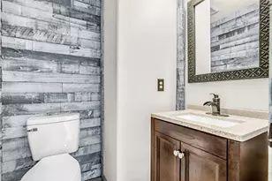 9738 Gulfstream Dr, Conroe, TX 77303 - Photo 17
