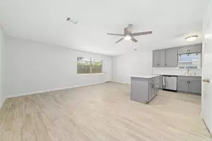 10522 Northview Dr, Houston, TX 77086 - Photo 11