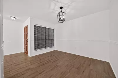 11410 Sunny Creek Drive, Houston, TX 77066 - Photo 3