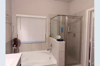 6518 Castle Loch Ct Court, Houston, TX 77048 - Photo 9