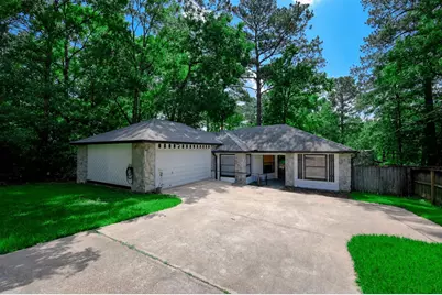 147 Thunderbird Drive, Conroe, TX 77304 - Photo 1
