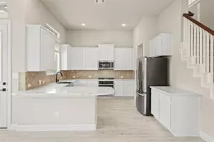 294 Peninsula Pt Dr, Montgomery, TX 77356 - Photo 11