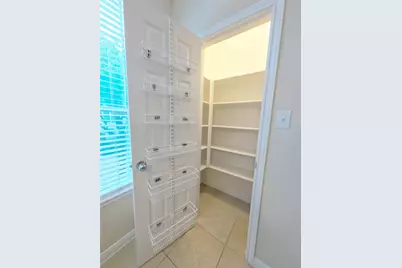 830 E Heights Hollow Ln, Houston, TX 77007 - Photo 15