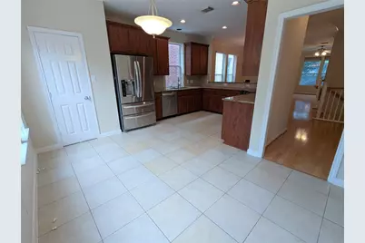 830 E Heights Hollow Ln, Houston, TX 77007 - Photo 13