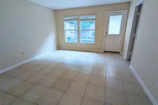 830 E Heights Hollow Ln, Houston, TX 77007 - Photo 7