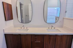 830 E Heights Hollow Ln, Houston, TX 77007 - Photo 23