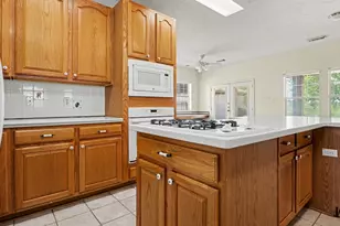 426 27th St, San Leon, TX 77539 - Photo 13