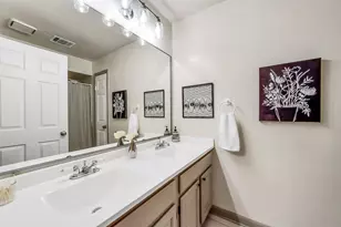 6702 Springcrest Dr, Sugar Land, TX 77479 - Photo 23