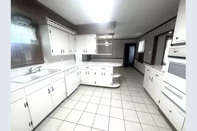 803 Merry Lane, Wharton, TX 77488 - Photo 11