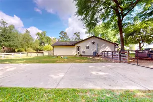 142 Sentinel Oaks, Pinehurst, TX 77362 - Photo 5