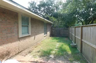 3334 Pebble Beach Ln, Pearland, TX 77584 - Photo 33