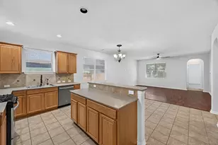 12806 Whistling Springs Dr, Humble, TX 77346 - Photo 7