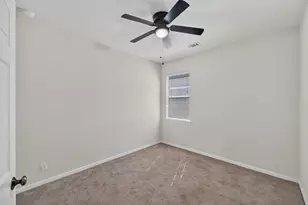 12806 Whistling Springs Dr, Humble, TX 77346 - Photo 33