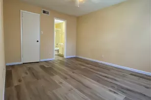 9700 Leawood Blvd, Houston, TX 77099 - Photo 13