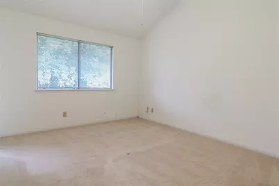 10802 Sashay Drive, Houston, TX 77099 - Photo 13