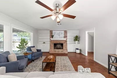 2002 Parkdale Drive, Houston, TX 77339 - Photo 13
